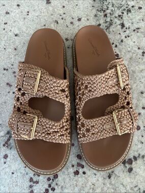 Universal Thread Women’s Kylie Crochet Double-Buckle Slide Sandals